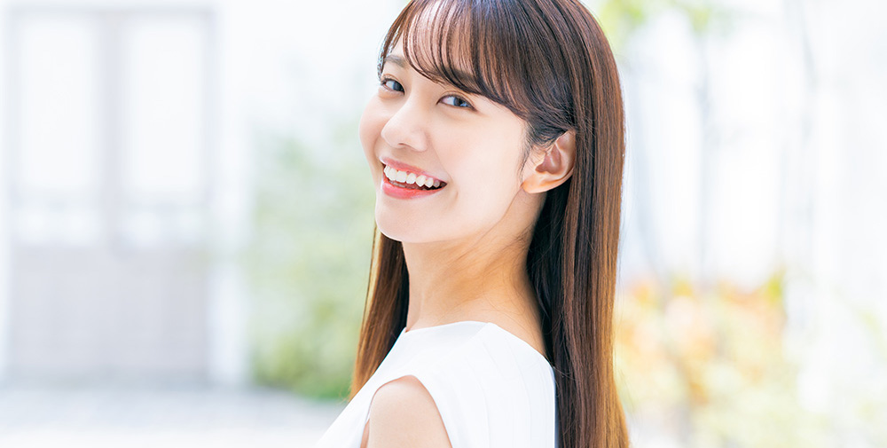 印象を左右する前歯を美しく